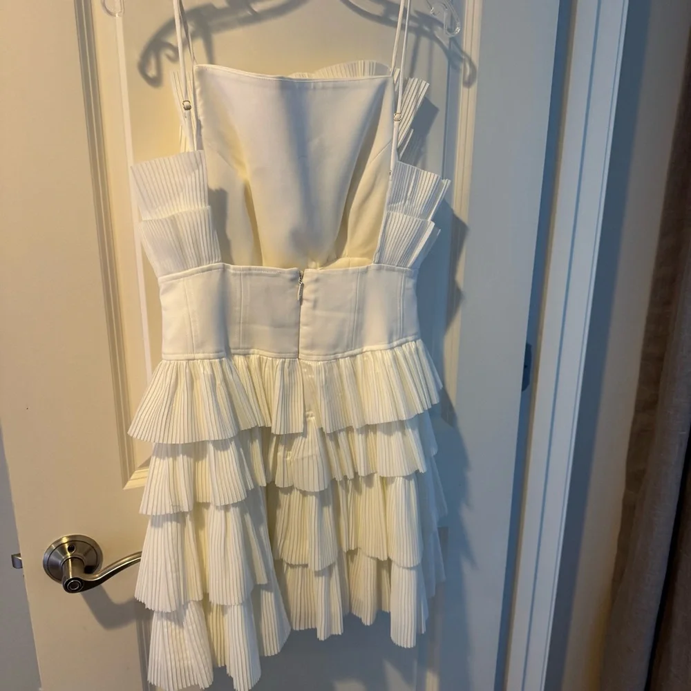 Acler Tremore Mini Dress in Ivory | Size 6 - Picture 7 of 8